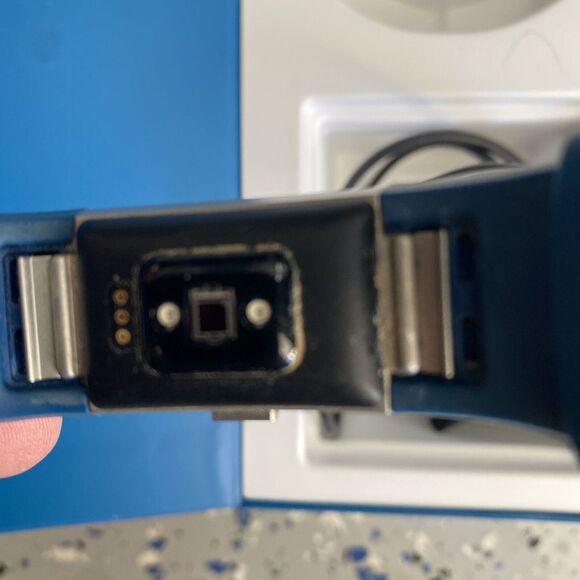 Fitbit Charge 2 Wristband Activity Tracker - Wrist Band - Blue Used - Picture 6 of 8